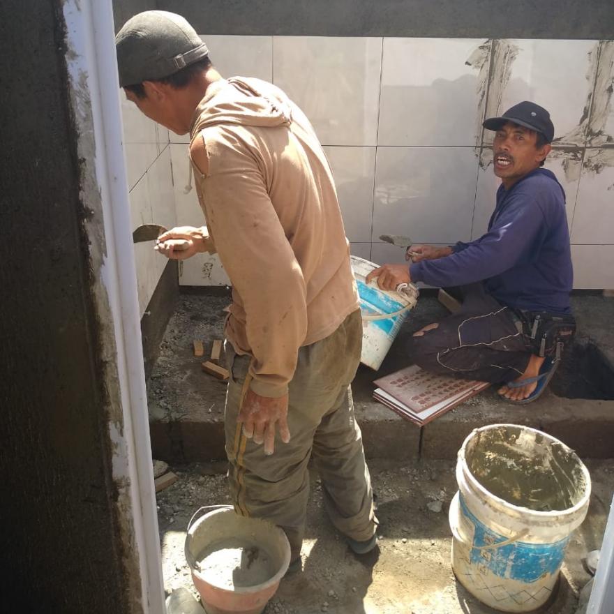 Proyek Pembangunan WC Balai Posyandu di Desa Bayung Cerik Sudah Mulai di Garap